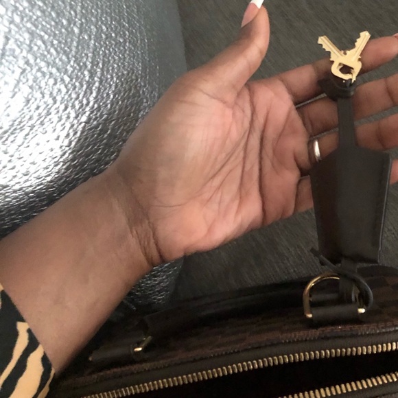 Authentic Louis Vuitton Handbag - Picture 2 of 5